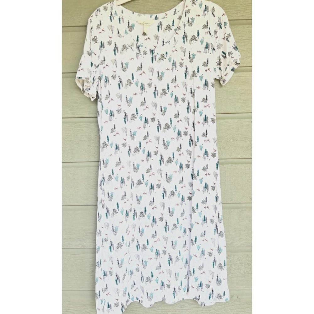 Soma Womens Christmas Tree Print Nightgown Size Small Deer Pajamas White
